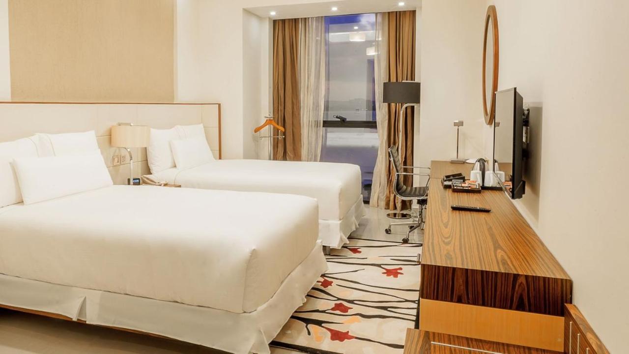 Element By Westin Hotel ダル・エス・サラーム エクステリア 写真